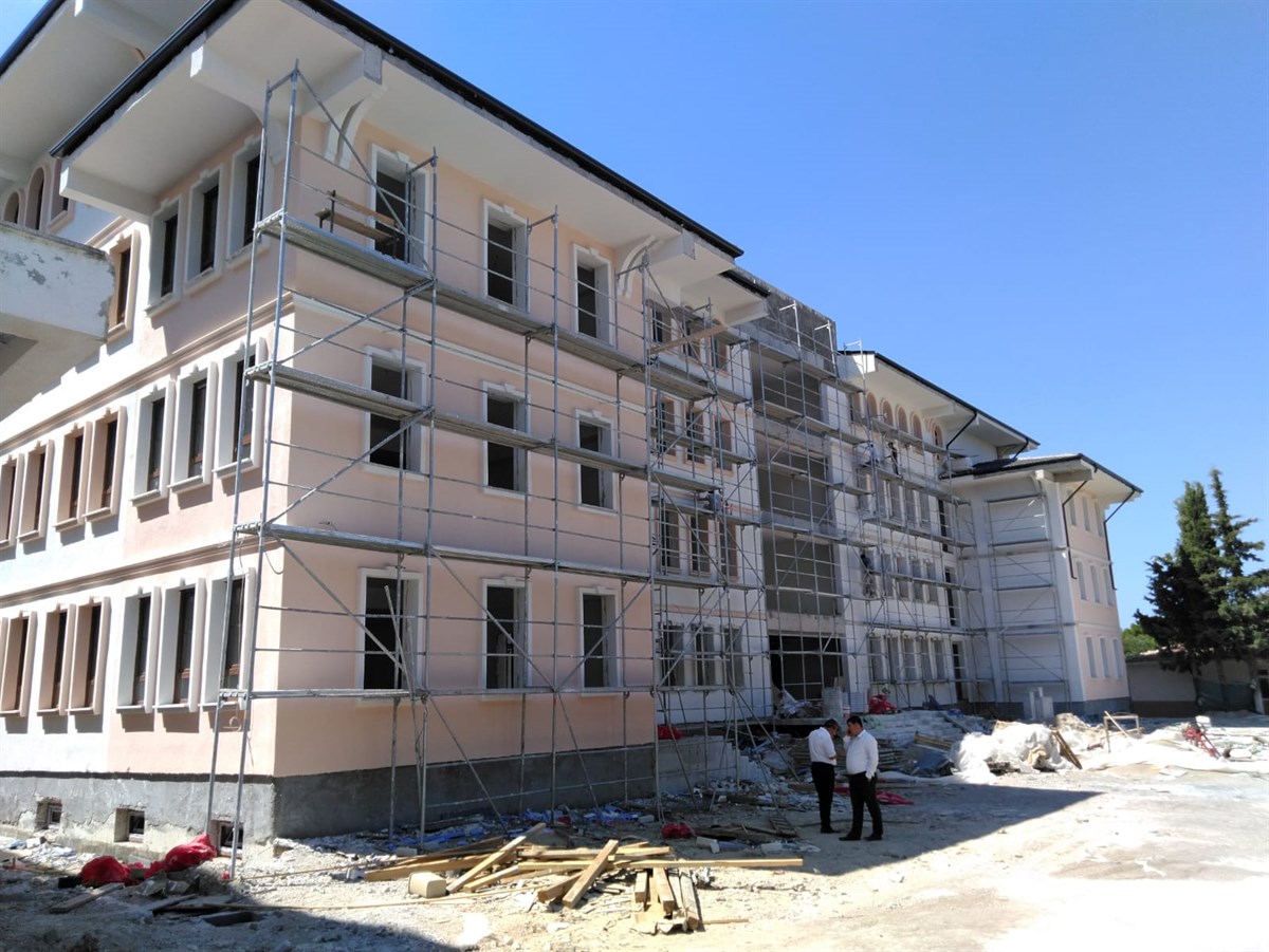 Ayvacık Gülpınar 16 Deslikli Ortaokul