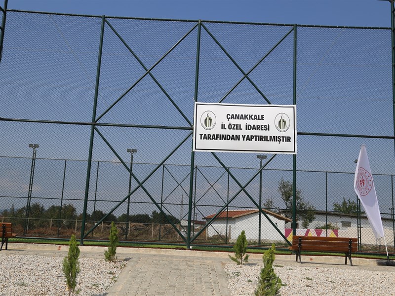 Çan Etili Halı Saha